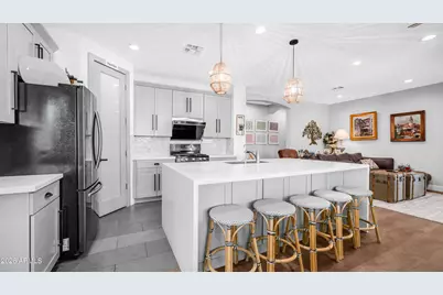 25084 N 68th Avenue, Peoria, AZ 85383 - Photo 5