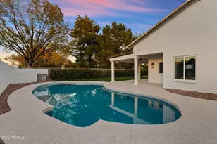 4928 E Paradise Ln, Scottsdale, AZ 85254 - Photo 33