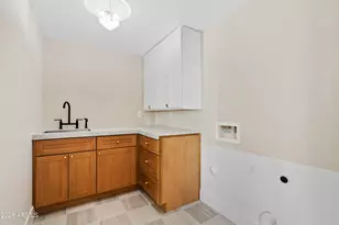 4928 E Paradise Ln, Scottsdale, AZ 85254 - Photo 31