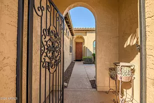 12588 W Maya Way, Peoria, AZ 85383 - Photo 7