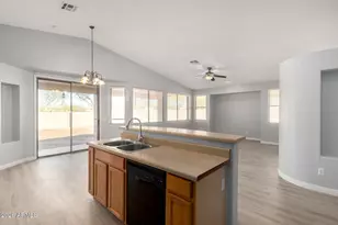 3230 S 74th Ln, Phoenix, AZ 85043 - Photo 11