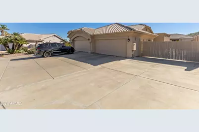 2723 E Acoma Drive, Phoenix, AZ 85032 - Photo 7