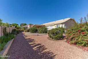 2723 E Acoma Dr, Phoenix, AZ 85032 - Photo 29
