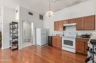 2723 E Acoma Dr, Phoenix, AZ 85032 - Photo 5