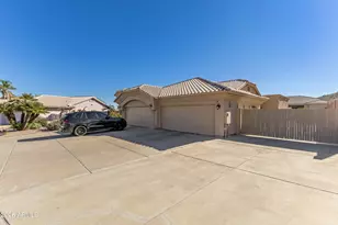 2723 E Acoma Dr, Phoenix, AZ 85032 - Photo 3