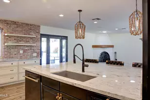 2016 E State Ave, Phoenix, AZ 85020 - Photo 15