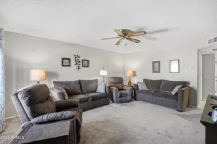 2064 S Farnsworth Dr, Mesa, AZ 85209 - Photo 7