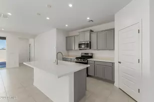 29974 W Wild Hazel Dr, Buckeye, AZ 85396 - Photo 3