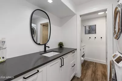 2034 E Glendale Avenue, Phoenix, AZ 85020 - Photo 23