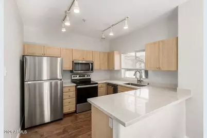 7401 W Arrowhead Clubhouse Drive #2079, Glendale, AZ 85308 - Photo 5