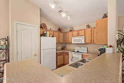 25835 W Globe Avenue, Buckeye, AZ 85326 - Photo 11