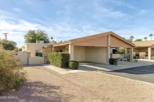 2717 E Shaw Butte Dr, Phoenix, AZ 85028 - Photo 1