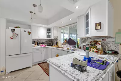 10705 W Camelot Circle, Sun City, AZ 85351 - Photo 7