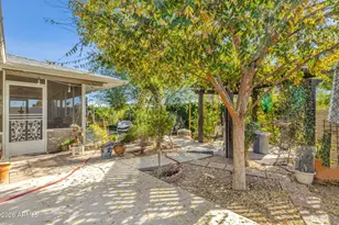 10705 W Camelot Cir, Sun City, AZ 85351 - Photo 19