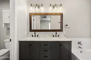 2040 E Angela Dr, Phoenix, AZ 85022 - Photo 21