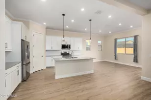 16987 W Saguaro Park Ln, Surprise, AZ 85387 - Photo 7