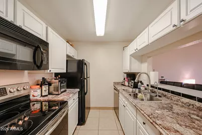 14203 N 19th Avenue #1038, Phoenix, AZ 85023 - Photo 11