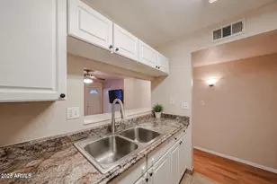 14203 N 19th Ave, Phoenix, AZ 85023 - Photo 9