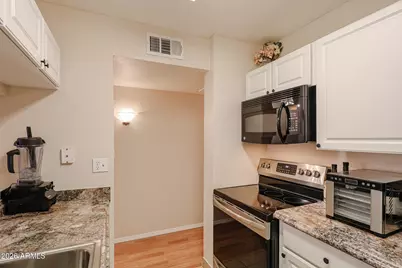 14203 N 19th Avenue #1038, Phoenix, AZ 85023 - Photo 15