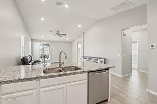 12413 W Myrtle Ct, Glendale, AZ 85307 - Photo 5