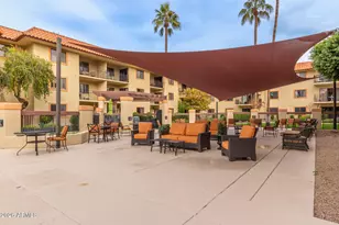 10330 W Thunderbird Blvd, Sun City, AZ 85351 - Photo 29