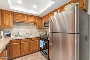 10330 W Thunderbird Blvd, Sun City, AZ 85351 - Photo 19