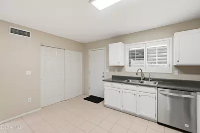 18239 N 40th Street #121, Phoenix, AZ 85032 - Photo 21