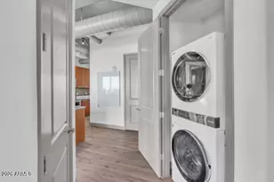 1 E Lexington Ave, Phoenix, AZ 85012 - Photo 29