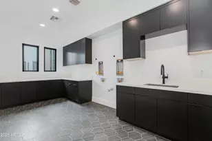 7001 E Corrine Dr, Scottsdale, AZ 85254 - Photo 17