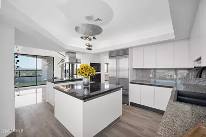 1040 E Osborn Road #1902, Phoenix, AZ 85014 - Photo 7