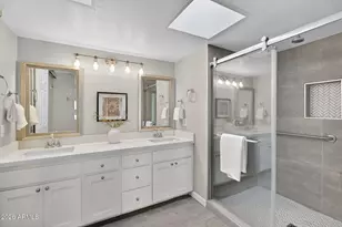 4 E San Miguel Ave, Phoenix, AZ 85012 - Photo 9