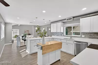 4 E San Miguel Avenue, Phoenix, AZ 85012 - Photo 1