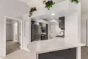 320 S 70th St, Mesa, AZ 85208 - Photo 5