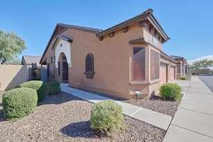 2725 E Mine Creek Rd, Phoenix, AZ 85024 - Photo 3