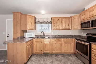 2650 W Union Hills Drive #231, Phoenix, AZ 85027 - Photo 9