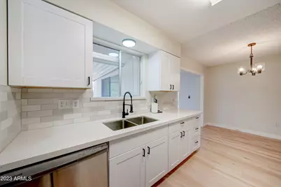 10144 W Cheryl Drive, Sun City, AZ 85351 - Photo 7