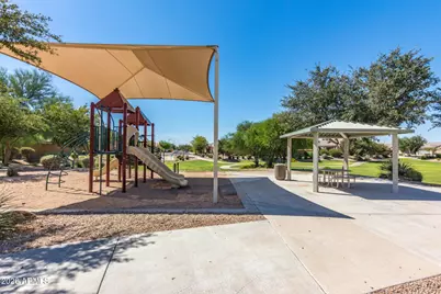 16508 W Almeria Road, Goodyear, AZ 85395 - Photo 27