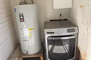 4035 W Mesquite Ln, Phoenix, AZ 85019 - Photo 11