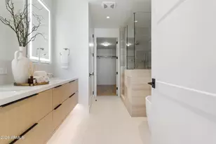 4849 N Camelback Rdg Dr, Scottsdale, AZ 85251 - Photo 31