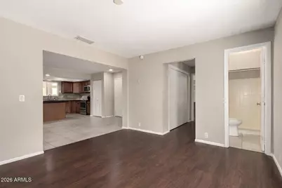 105 E Manhatton Drive, Tempe, AZ 85282 - Photo 9