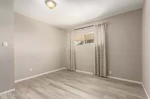 105 E Manhatton Dr, Tempe, AZ 85282 - Photo 7