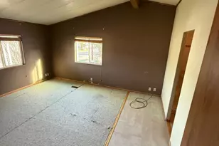 401 E Queen Creek Dr, Queen Valley, AZ 85118 - Photo 11