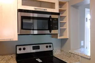 1302 E Maryland Ave, Phoenix, AZ 85014 - Photo 9