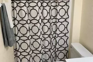 8214 W Sells Dr, Phoenix, AZ 85033 - Photo 7