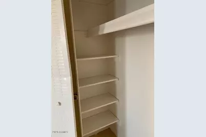 8214 W Sells Drive, Phoenix, AZ 85033 - Photo 13