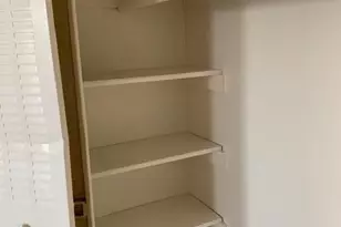 8214 W Sells Dr, Phoenix, AZ 85033 - Photo 13