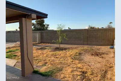 8214 W Sells Drive, Phoenix, AZ 85033 - Photo 29