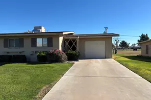 11025 N Coggins Dr, Sun City, AZ 85351 - Photo 1