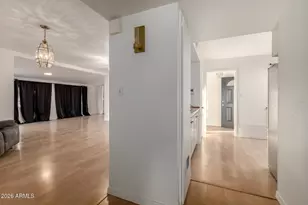 11025 N Coggins Dr, Sun City, AZ 85351 - Photo 5