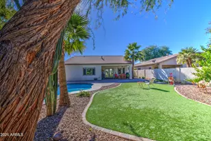 2110 E Runaway Bay Pl, Chandler, AZ 85249 - Photo 31